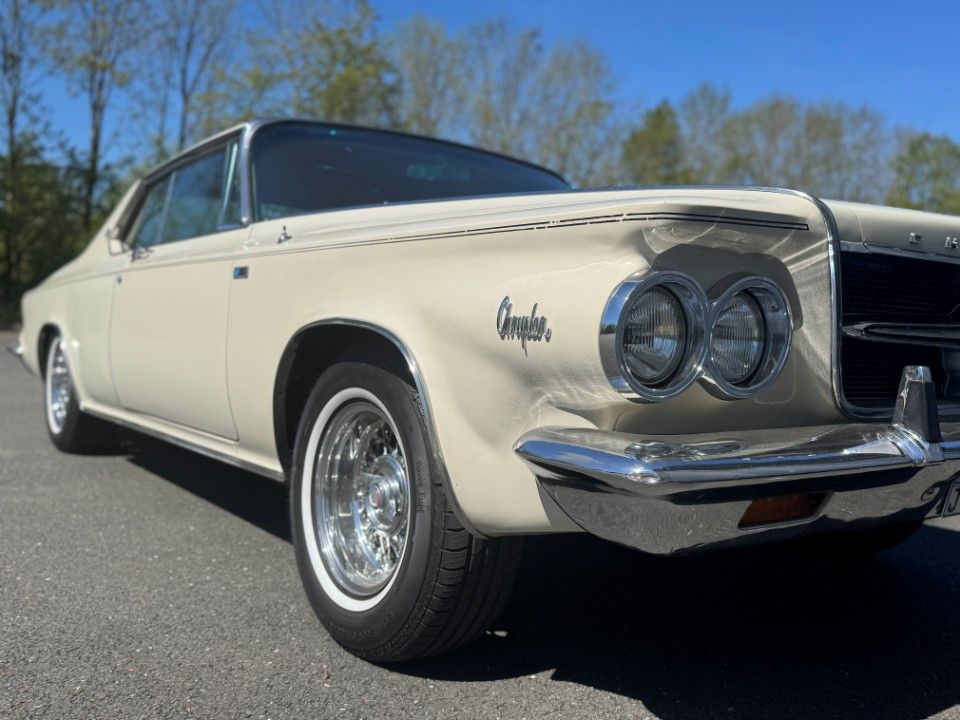 Fahrzeugabbildung Chrysler 300 J Coupe 6.8 Lettermotor