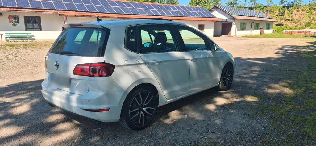 Image of Volkswagen Golf