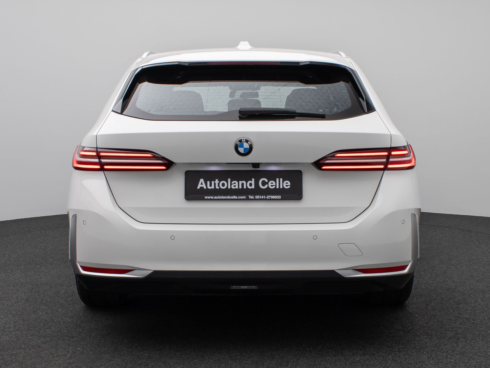 Fahrzeugabbildung BMW 520d  Kamera DAB DrivingAssist Leder Sport Alarm