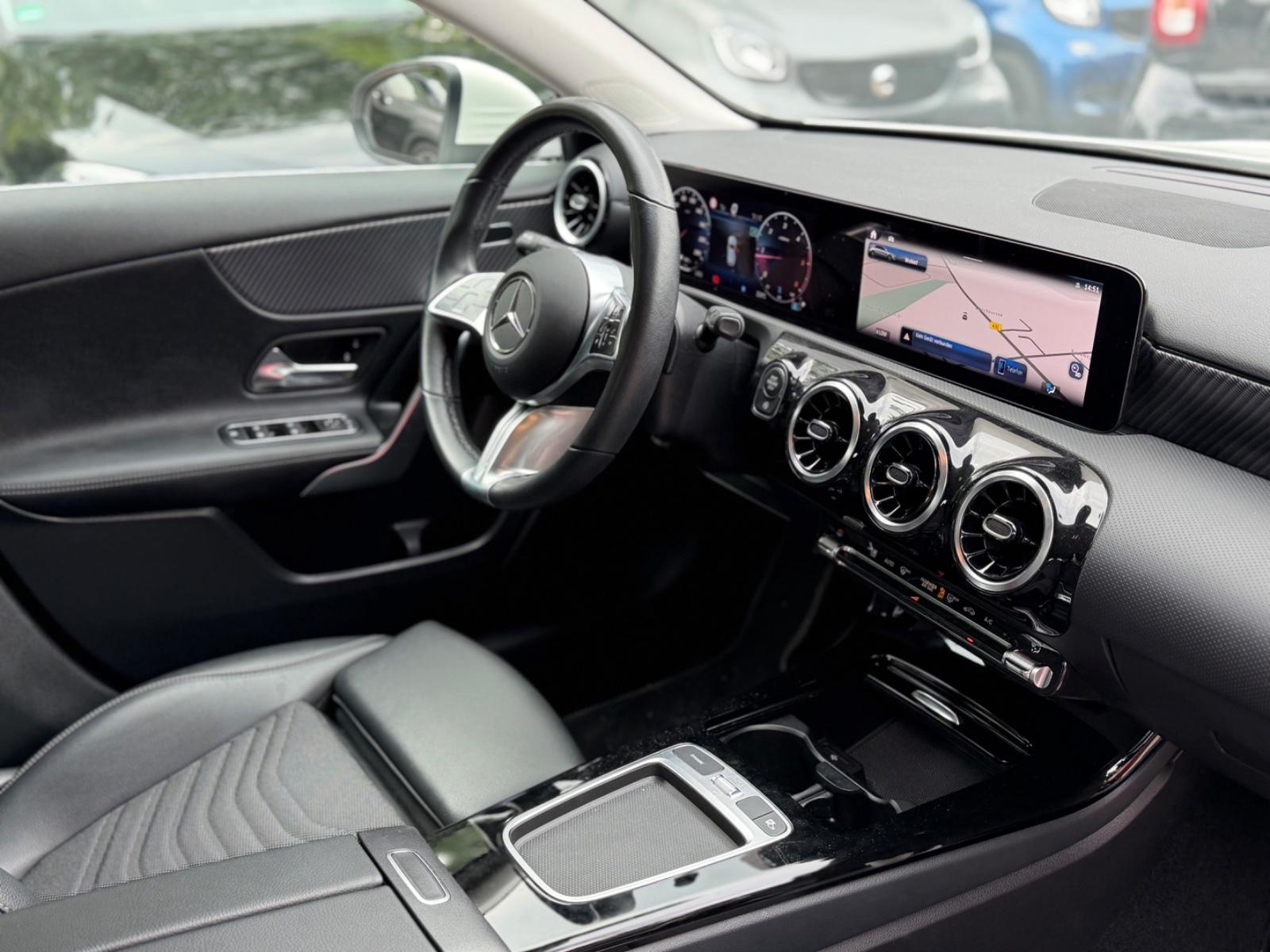 Mercedes-Benz A-Class A180d*AUTOMATIK*MULTIBEAM-LED*CARPLAY+NAVI*, миниатюра 19