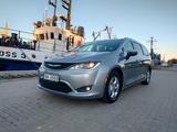 Chrysler Pacifica Hybrid - Chrysler Pacifica von privat