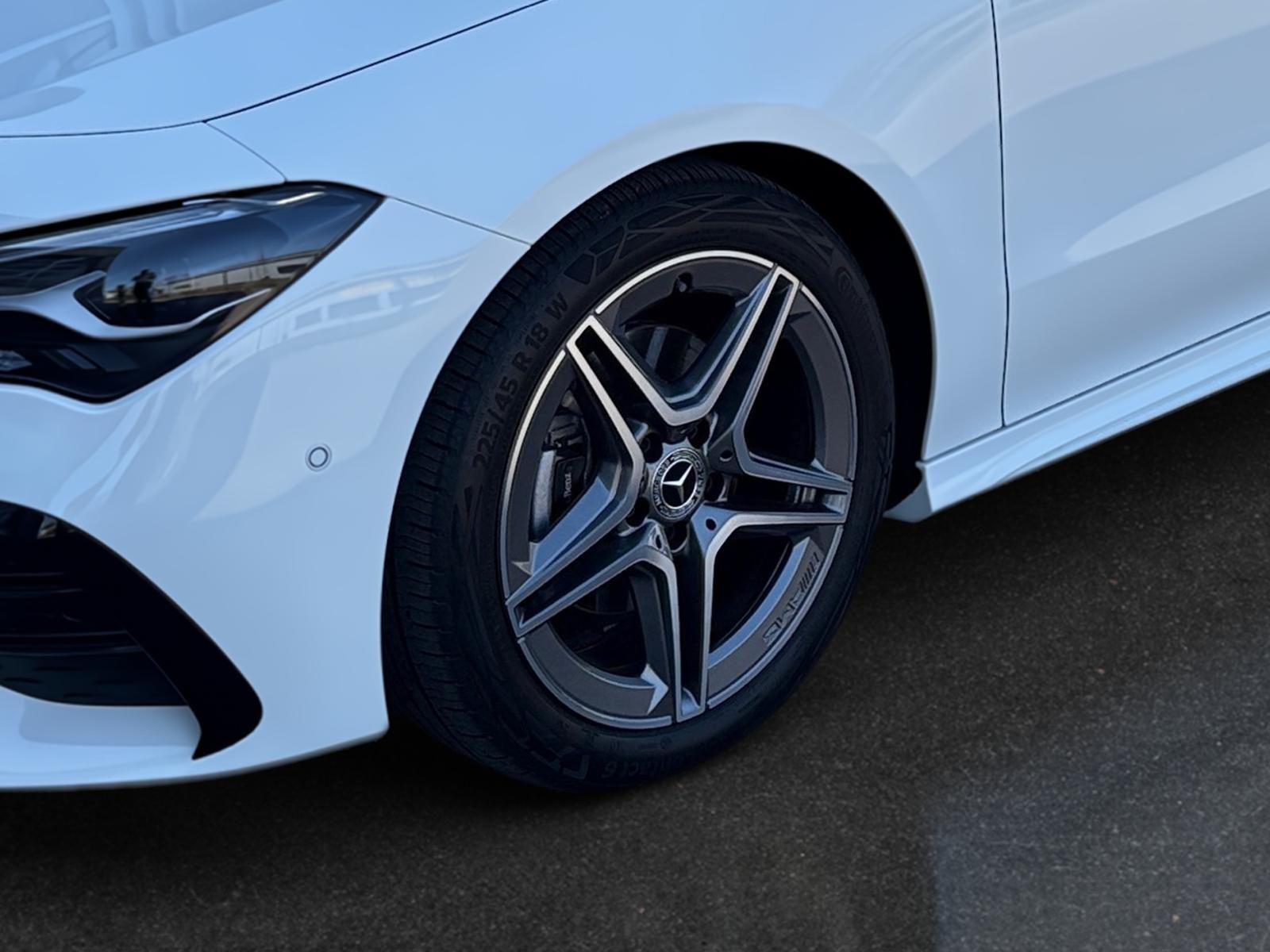 Mercedes-Benz CLA 180 Shooting Brake AMG Advanced-Plus Kamera foto 4