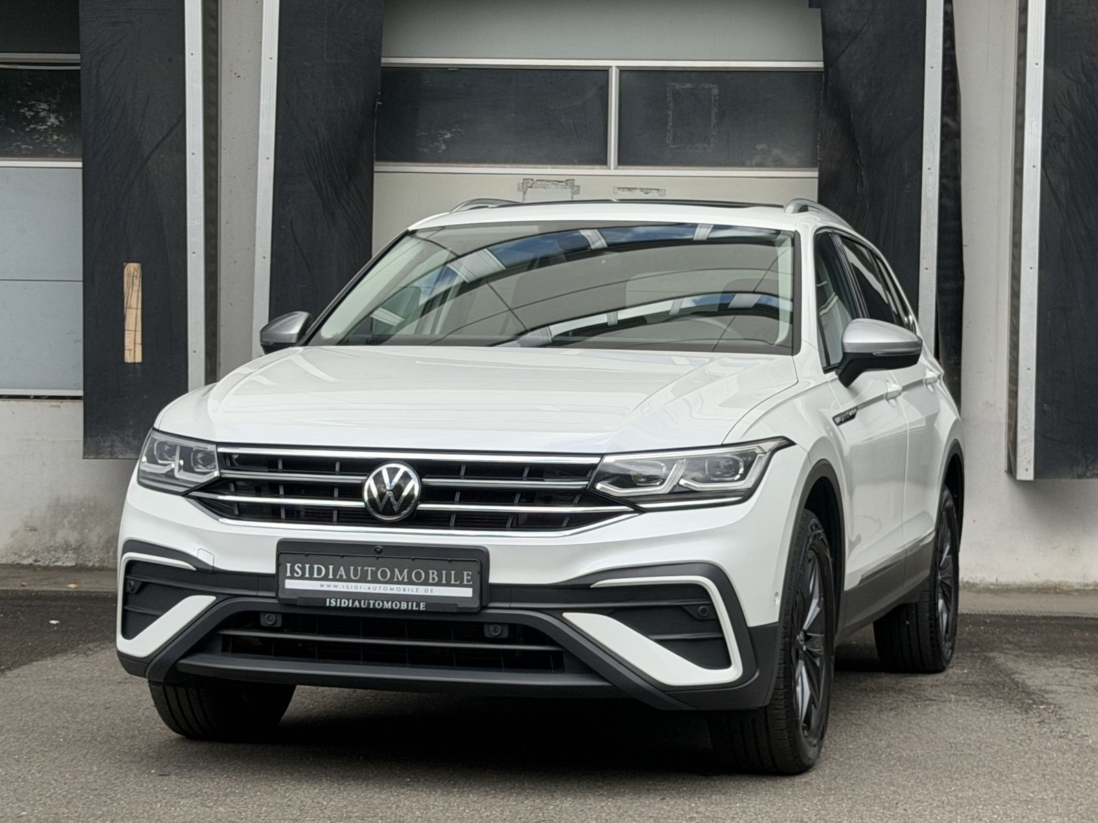 VW Tiguan Allspace Life LED Massage Standheizu. AHK