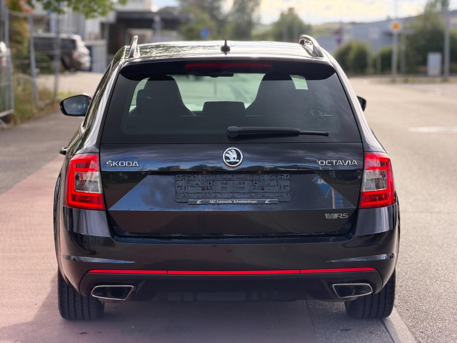 SKODA OCTAVIA COMBI RS 220 ch BVM - 1ère MAIN - CUIR - HIFI - 193000 km
