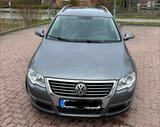 Volkswagen Passat 1.6 FSI Tiptronic Trendline Variant T... - Volkswagen Passat mit Benzin-Antrieb: Kombi, 1.6