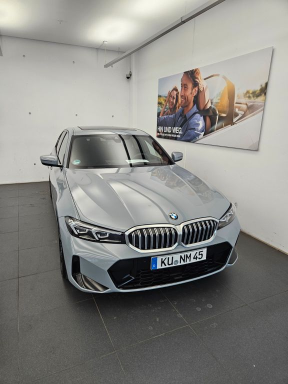 Image of BMW 320