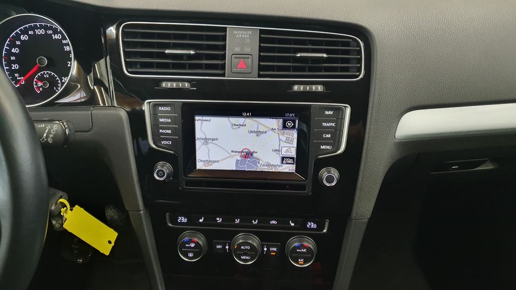 VII 1.4 TSI Cup*Bi-Xenon*PANO*NAVI*1.Hand