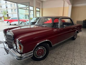Mercedes-Benz 280 SE °1. HAND°DEUTSCHES FAHRZEUG°