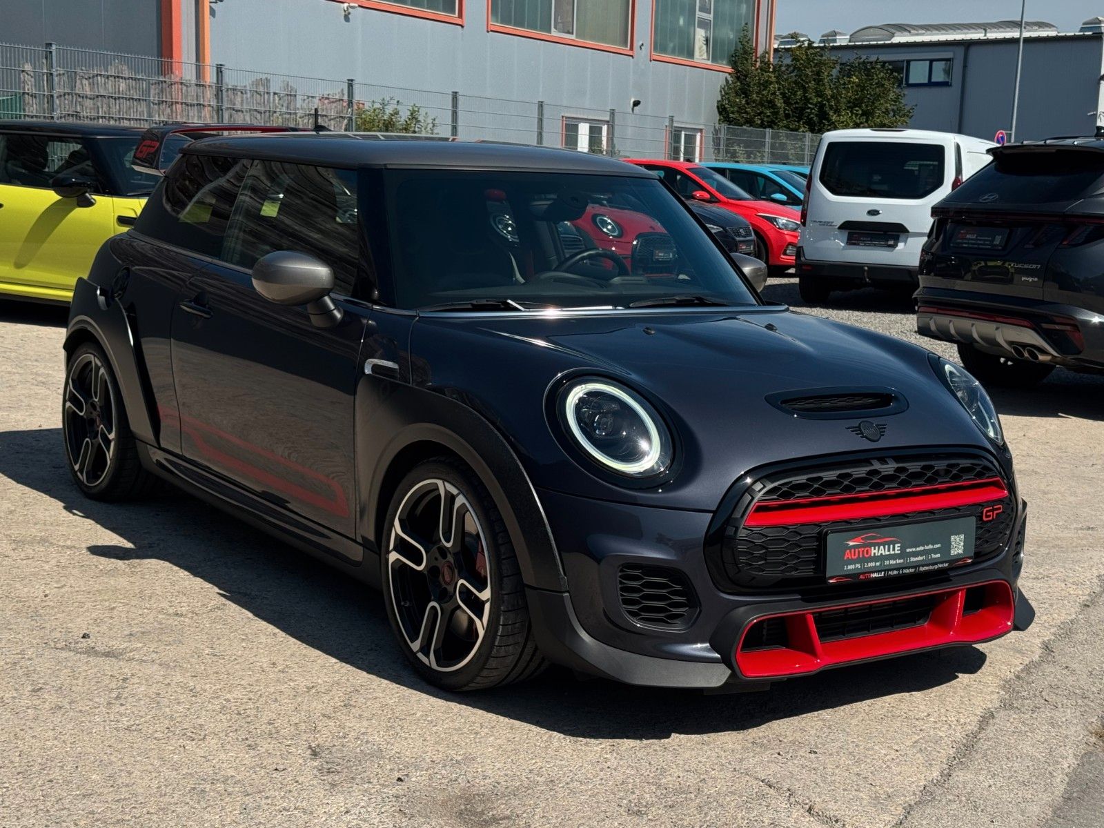 Fahrzeugabbildung MINI John Cooper Works GP CarPlay Tempomat SHZ DAB
