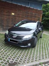 Toyota Avensis Combi 2,0-l-D-4D Winterpaket, TÜV 2027 - Toyota Avensis in Stuttgart
