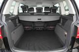Volkswagen Touran 1.6 TDI CUP ParkPilot Navi Lei - Volkswagen Touran CUP mit Diesel-Antrieb