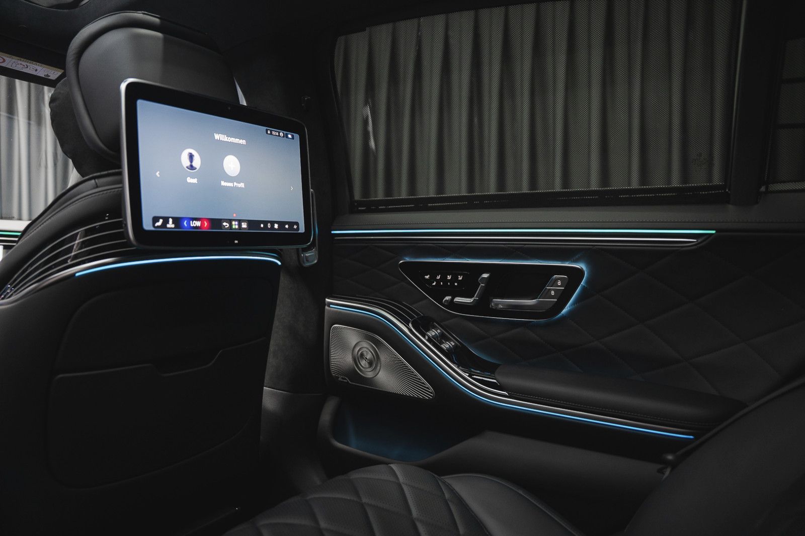 Fahrzeugabbildung Mercedes-Benz S 450 4M Lang MY27 Facelift AMG Plus Fond TV