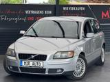 Volvo V50 Kombi D5 Momentum - Volvo V50 Momentum mit Diesel-Antrieb