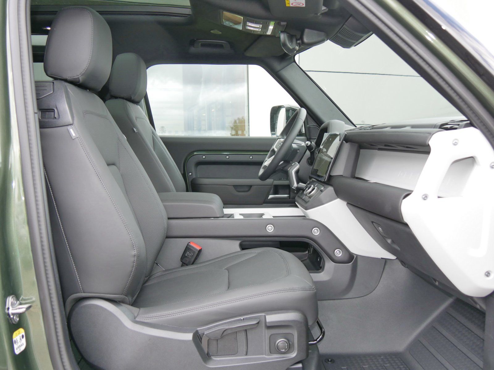Land Rover Defender 90 S imagem 3
