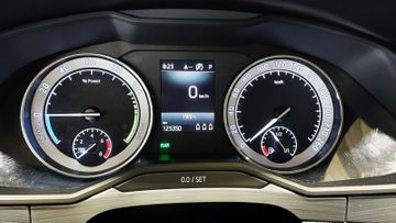 Skoda Superb - 11