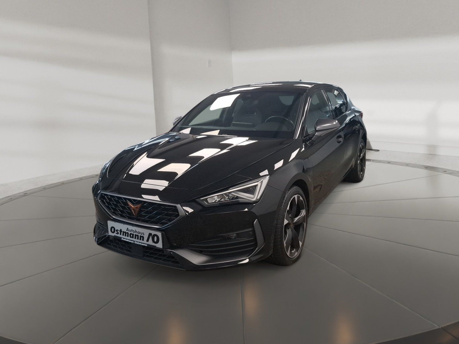 Cupra Leon 1,4 e-Hybrid ACC RFK LED Pano SHZ Full Link