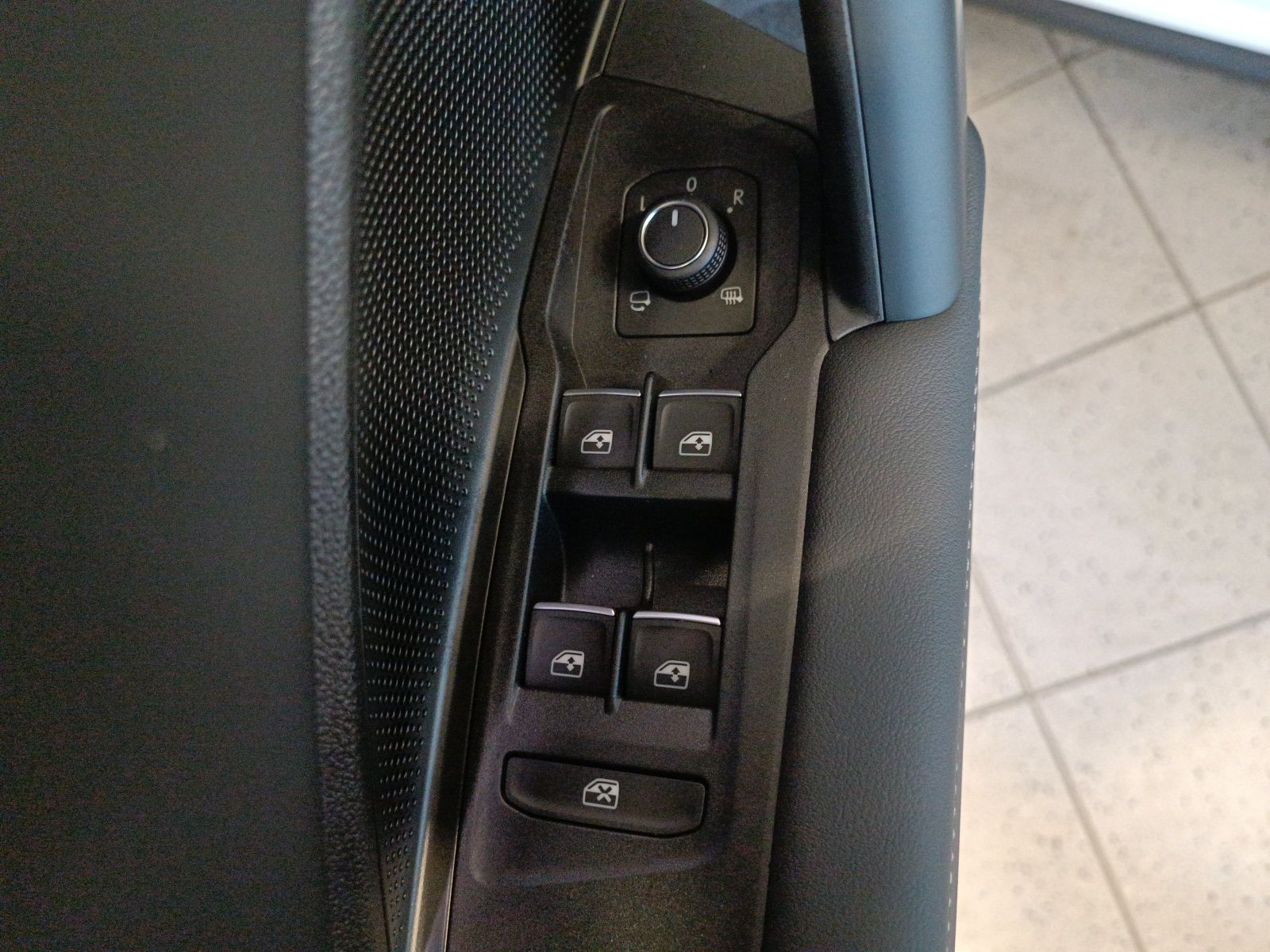 Volkswagen Tiguan - Bild 15