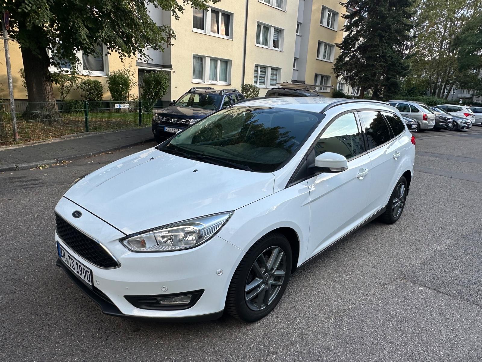 Ford Focus Turnier Trend 1 Vorbesitzer