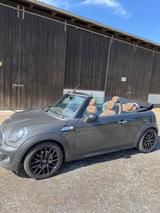 MINI Cooper S Cabrio 1.6 Turbo | 184 PS | Leder  - silberne MINI Cooper S Cabrio