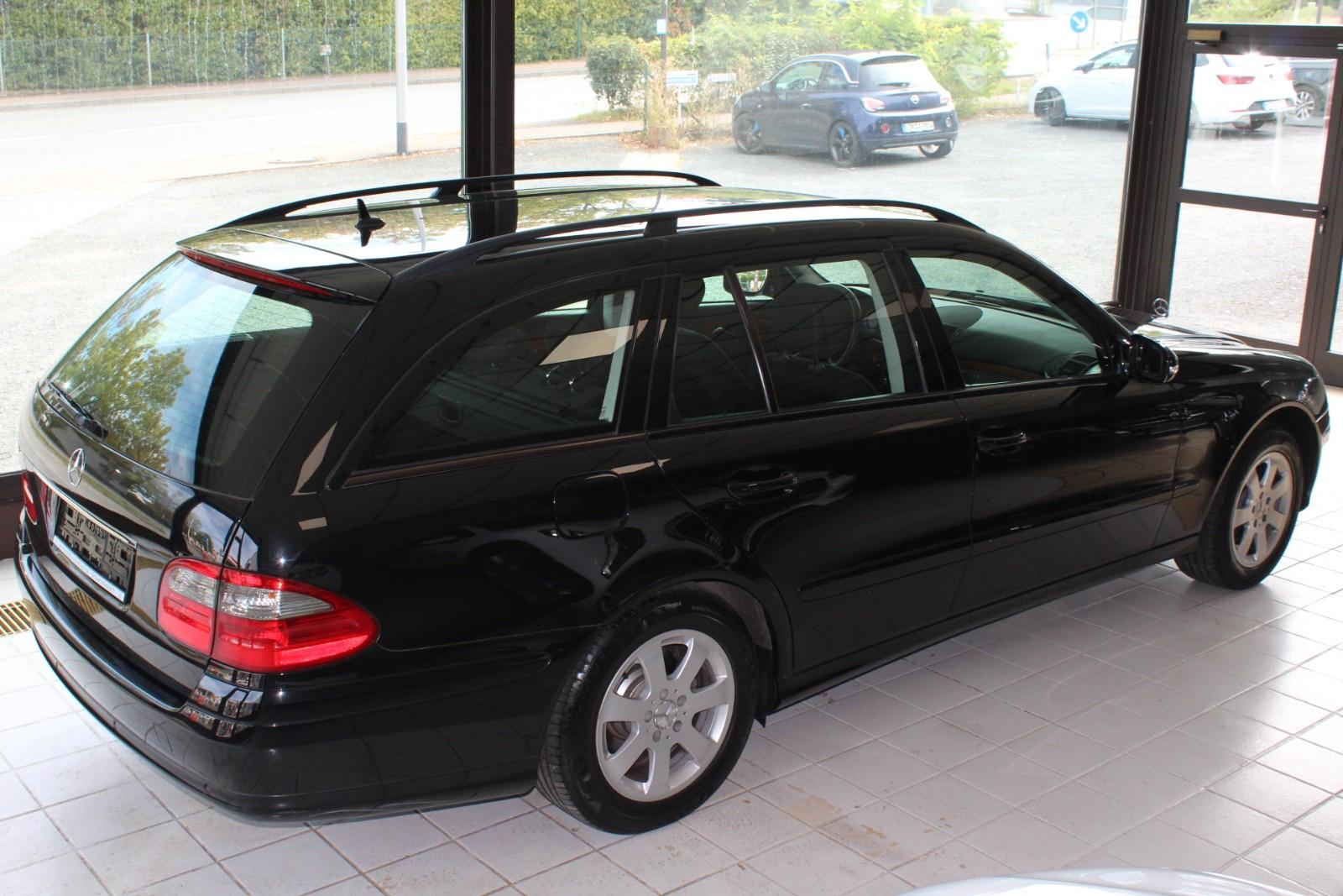Mercedes-Benz E200 2007 — photo 7