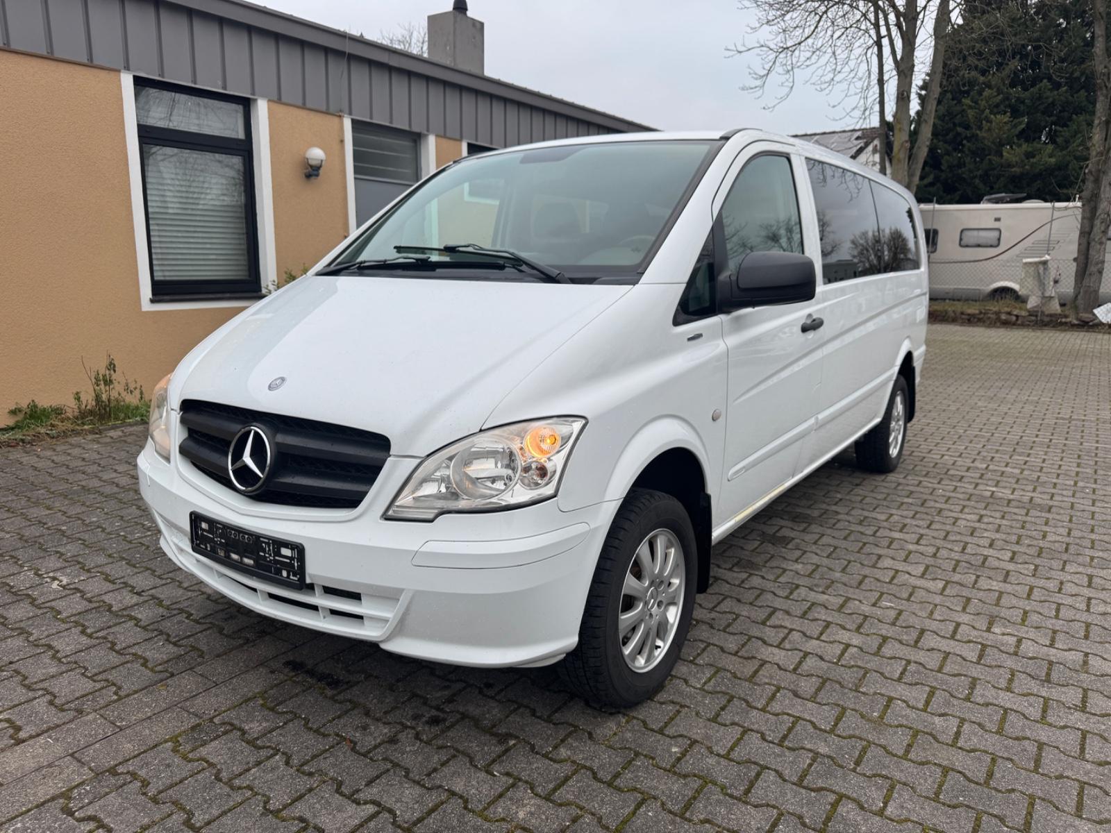 Mercedes-Benz Vito Kombi 4x4 113 CDI Extralang 9-Sitzer Automa