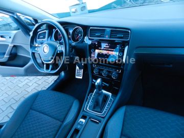 Volkswagen Golf - 12