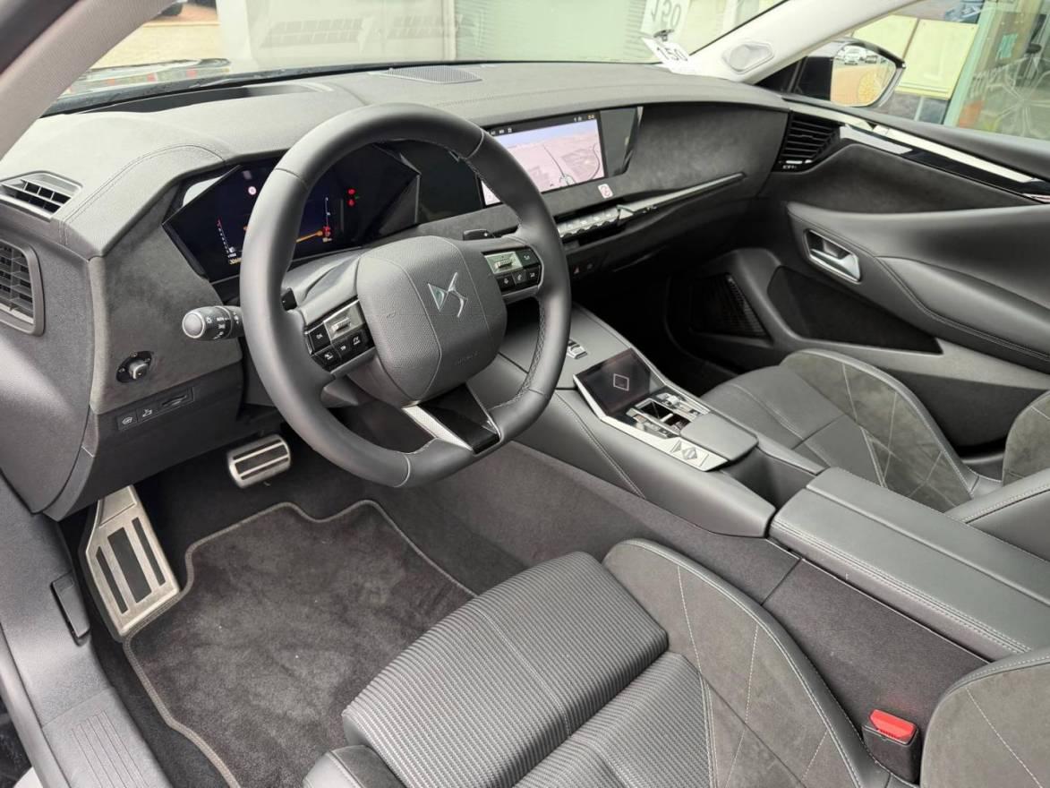 DS Automobiles DS4 ÉTOILE Alcantara PureTech 130 EAT8 Automatik