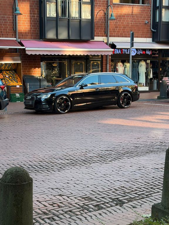 Image of Audi A4