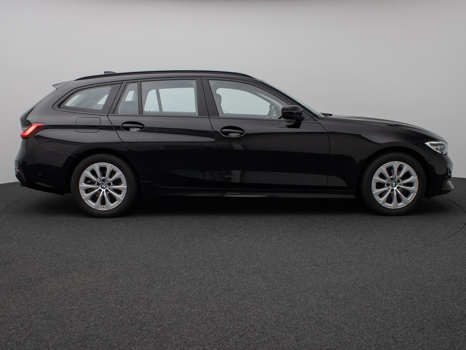 BMW 320d GeschwindigReg DAB Kamera Alarm CockpitPlus