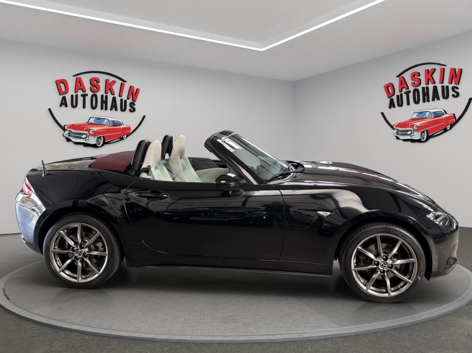Mazda MX-5 NAVI/KAMERA/LEDER/LED/SCHECKHEFT/TÜV NEU