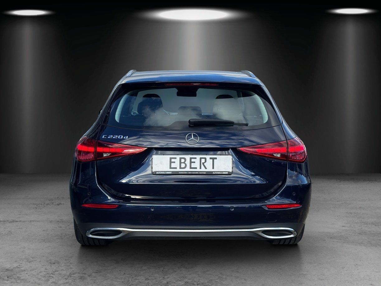 Fahrzeugabbildung Mercedes-Benz C 220d T Avantg 19"AMG Standhz AHK KeyGo HUD HAL