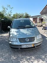 Volkswagen VW Sharan 1,9 TDI EZ 10/2005 207290 km - gebrauchte VW Sharan aus dem Jahr 2005