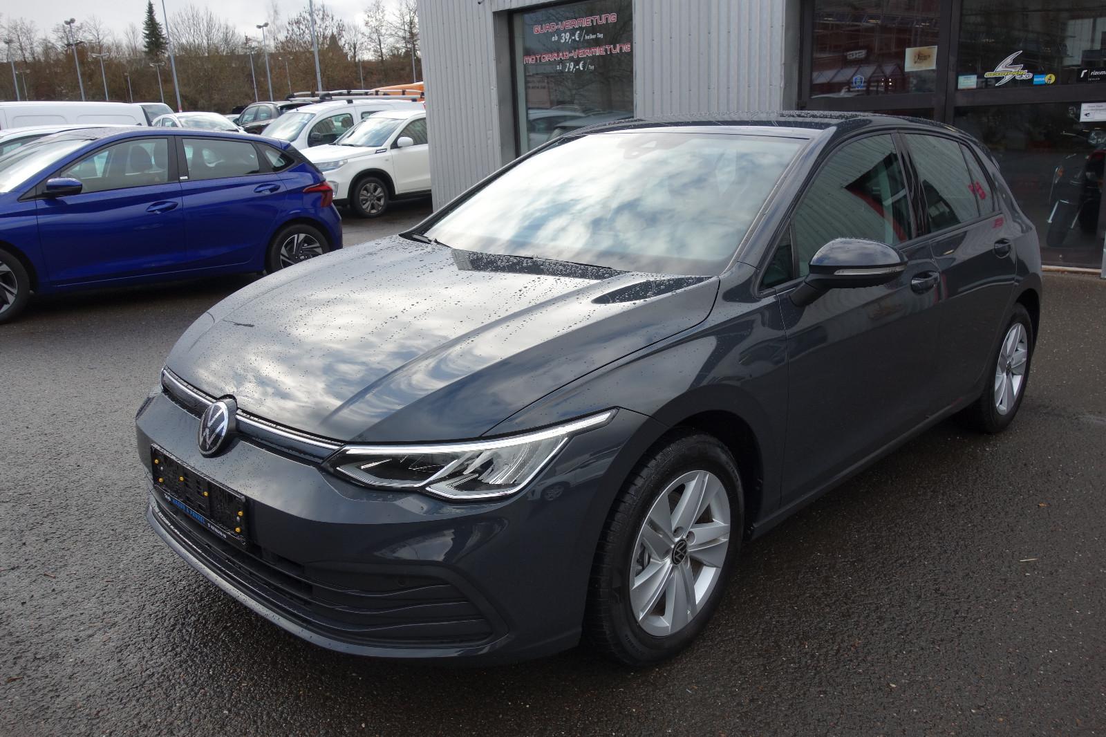 Volkswagen Golf VIII Lim. Life LED