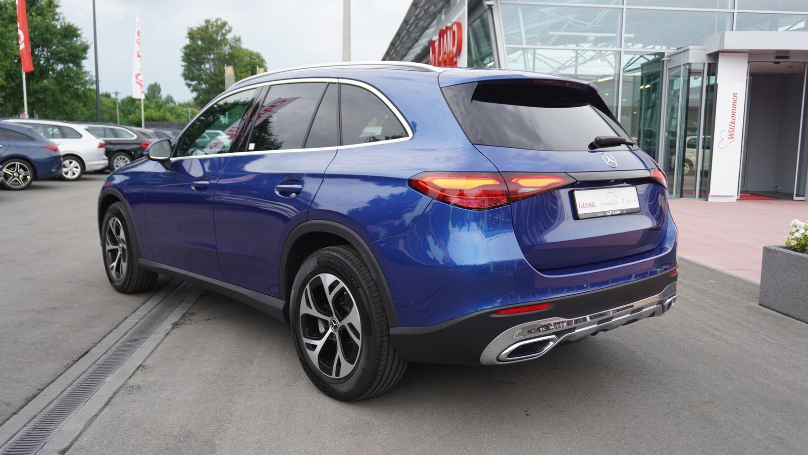 Mercedes-Benz GLC 200 4Matic Avantgarde LED AHK Navi foto 7