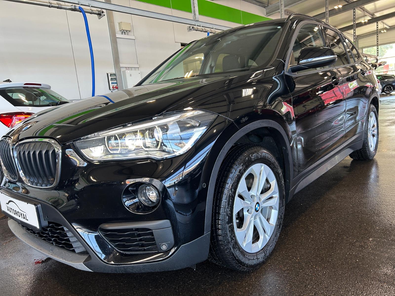 BMW X1 xDrive 20 i Advantage Distronic LED