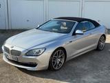 BMW 650i Cabrio, Top Zustand, HeadUp, 20", deutsch - silberne BMW 650