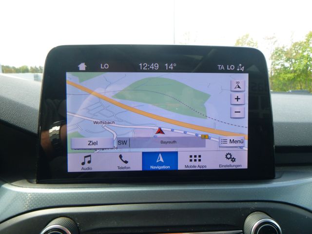 Fahrzeugabbildung Ford Focus ACTIVE 1,5 EcoB >AUT/Headup/NAV/LED/PAN<