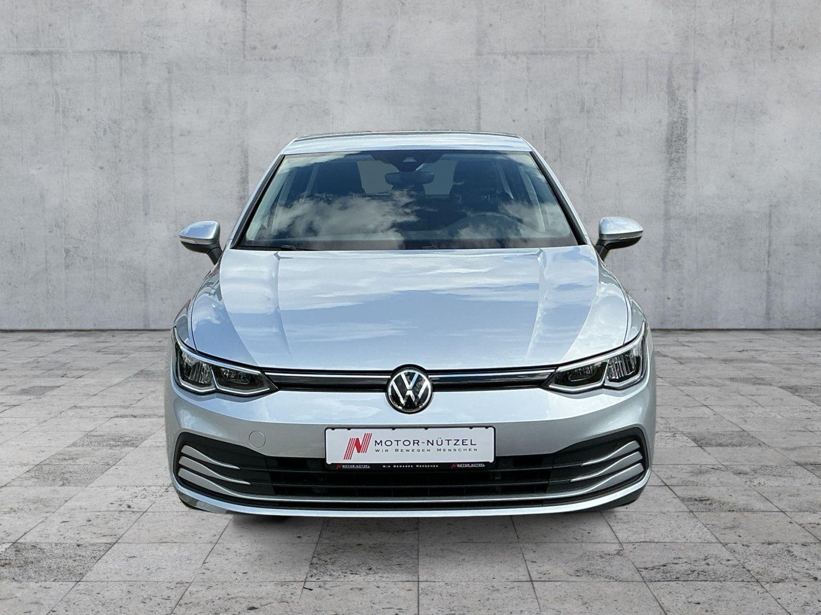 Volkswagen Golf VIII 1.5 TSI LIFE LED+NAV+APP+ACC+SHZ+2xPDC, миниатюра 3