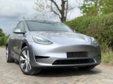 Tesla Model Y Basis RWD*LED*LEDER*1ERH* - Tesla Model Y aus 2023
