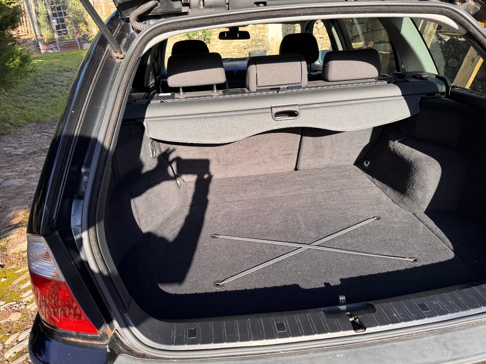 BMW 320 2005 — photo 8