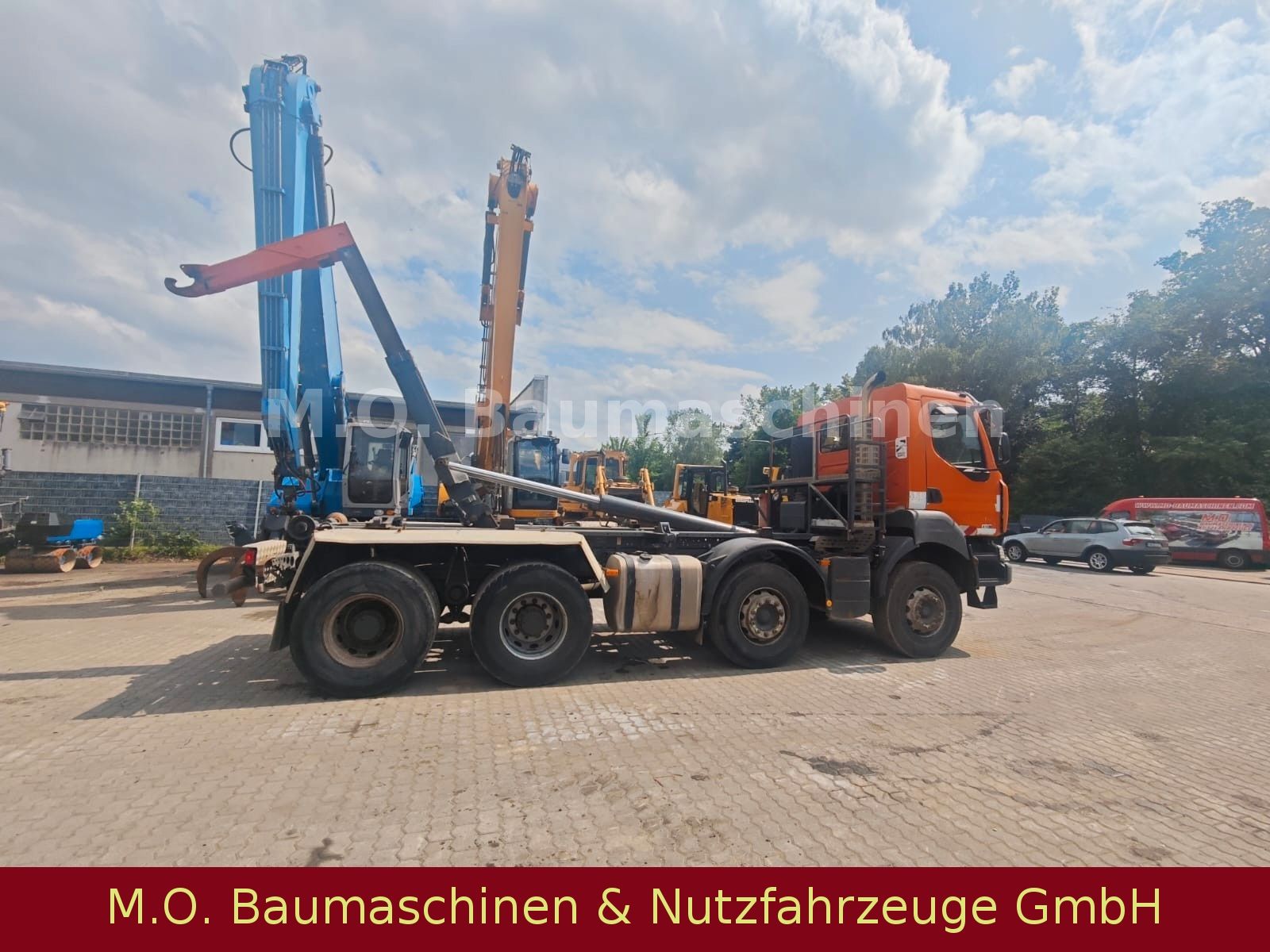 Fahrzeugabbildung Renault Kerax 410-32 / AC/ 8x4 /