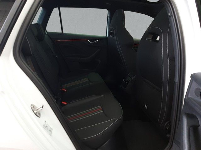 Fahrzeugabbildung Skoda Kamiq Monte Carlo 1.5TSI DSG PANO AHK Matrix