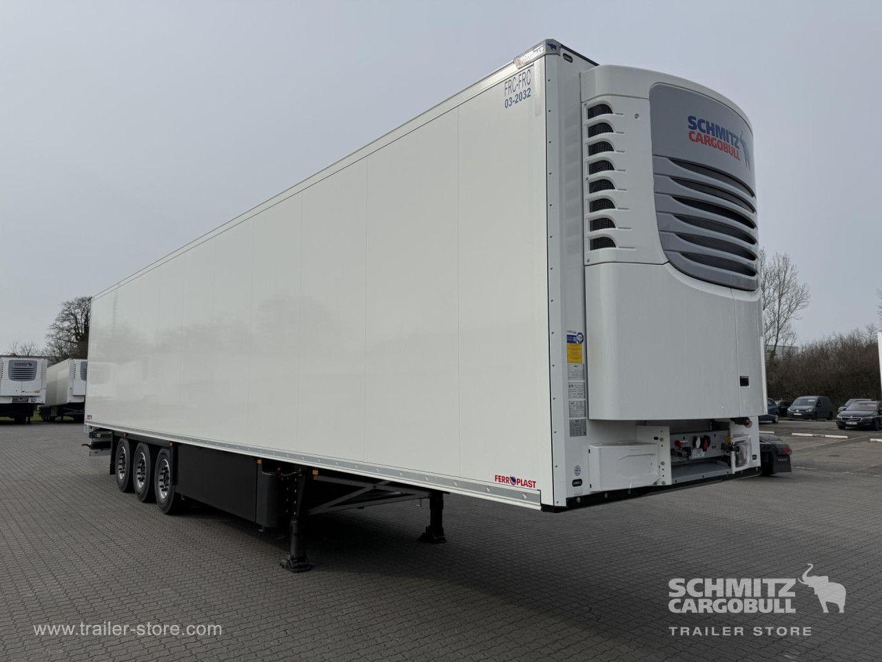 Schmitz Cargobull Tiefkühler Multitemp Doppelstock Trennwand