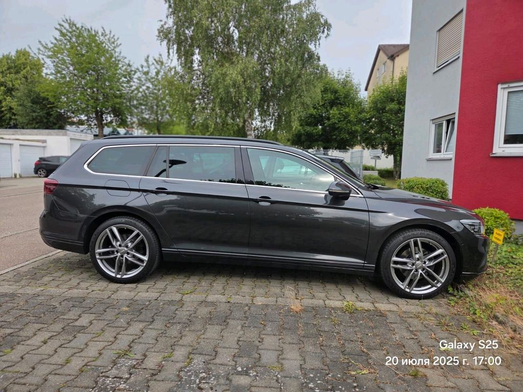 Image of Volkswagen Passat Variant