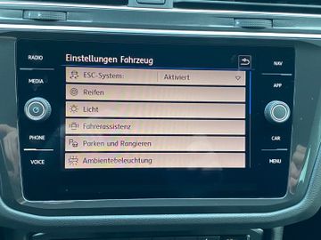 Bild 14 VW TIGUAN HIGLINE NAVI WINTERPAKET AUTOMATIK