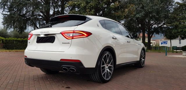 Maserati Levante V6 Diesel 275 Granlusso,pelle r