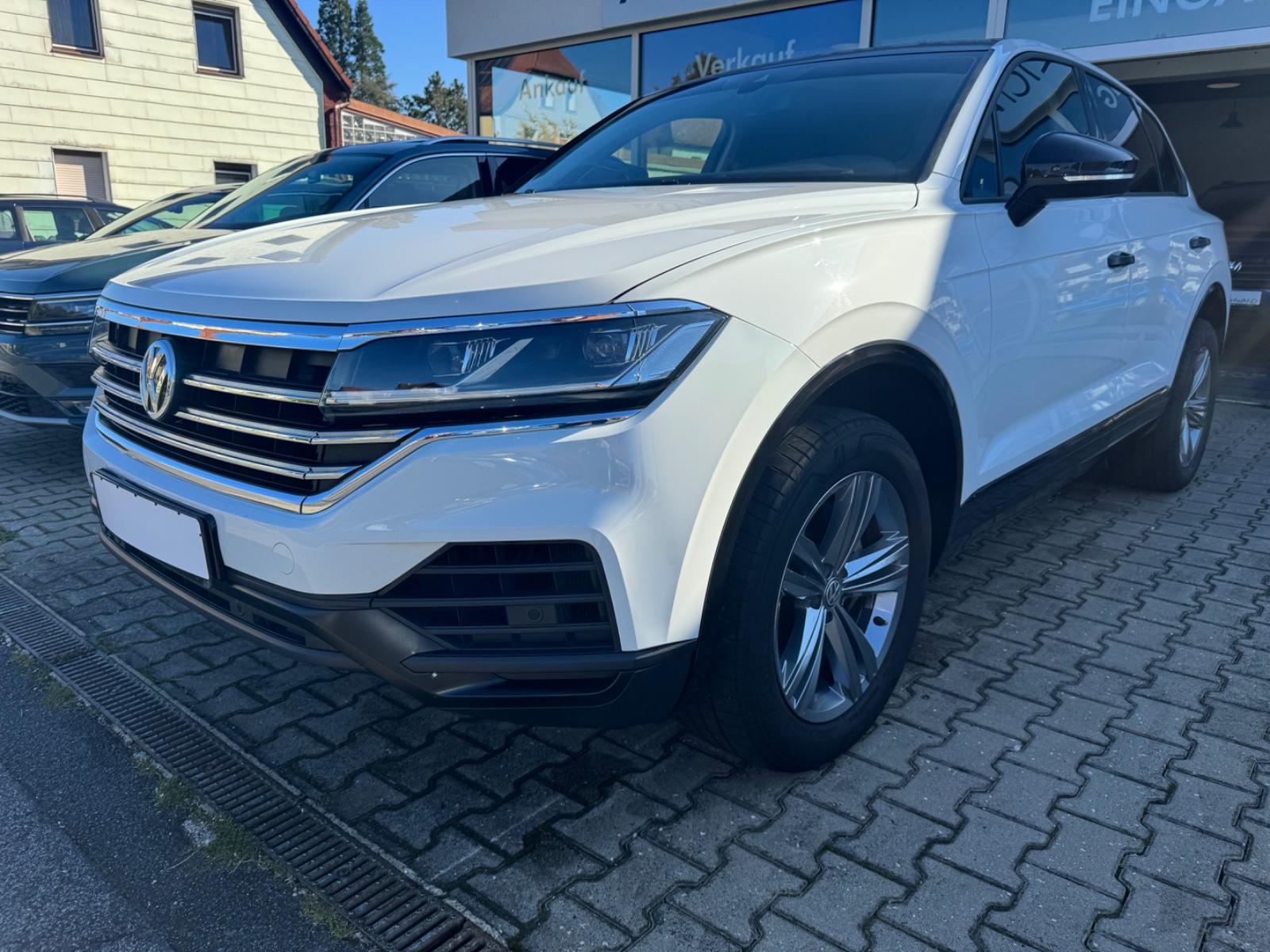 Volkswagen Touareg 4Motion NAVI SHZ PDC SCHECKHEFT