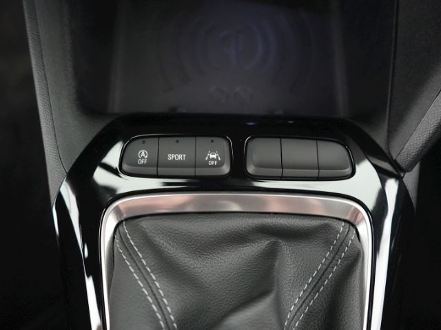 Corsa F FACELIFT GS+LED MATRIX+NAVI+RÜCKFAHRKAME