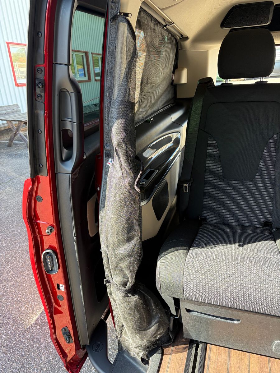 Fahrzeugabbildung Mercedes-Benz Marco Polo 220d 4Matic
