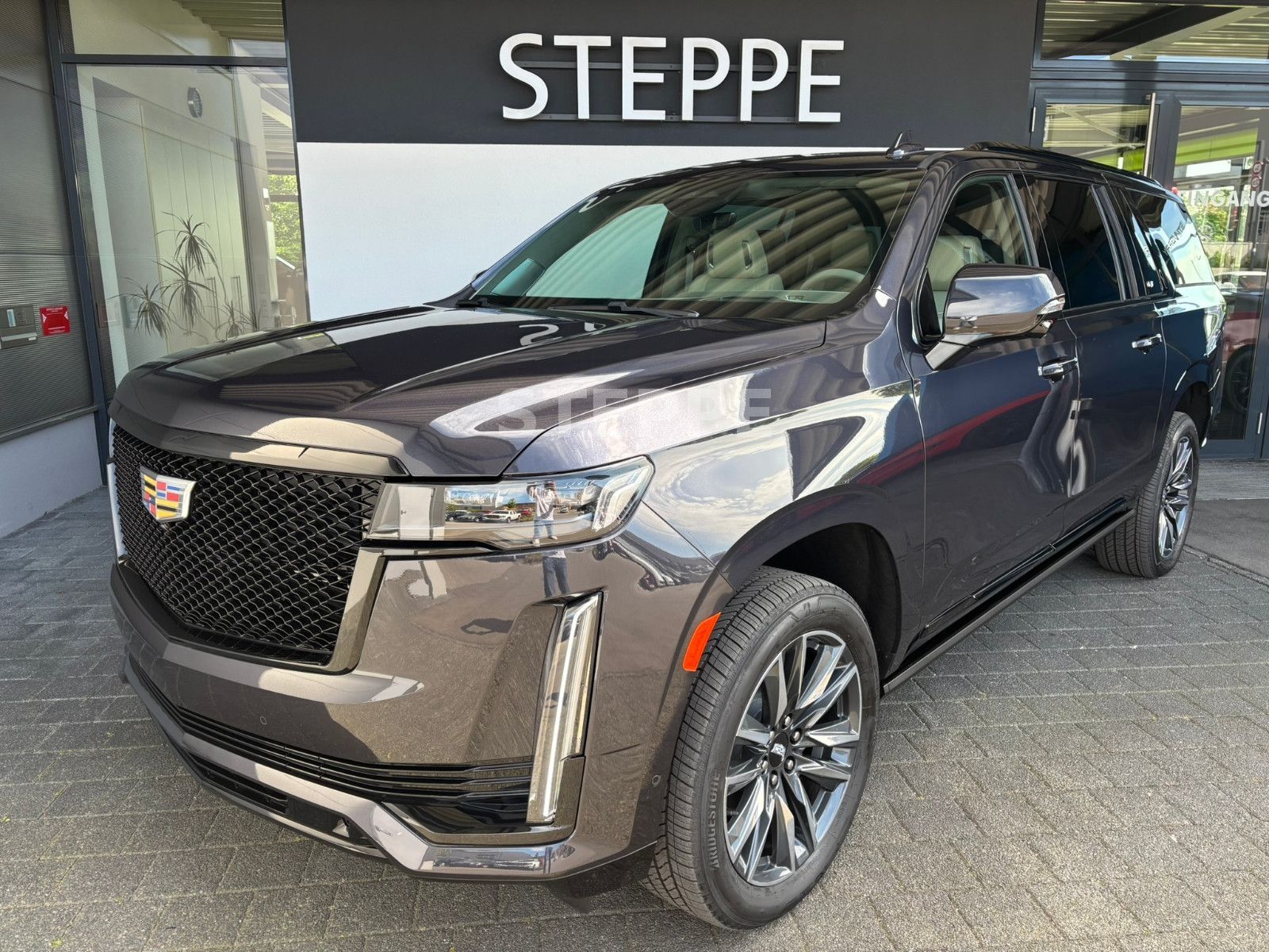 Cadillac Escalade 6.2 V8 ESV Sport Platinum EU-Navi AHK